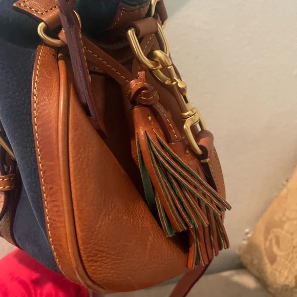 Dooney & Bourke Bag - Picture 3 of 16